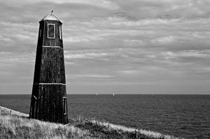 Lighthouse landscape: lighthouse near Dover Uk