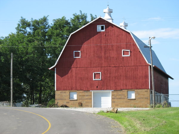 red barn: a red barn at the waukesha county expo center in wisconsin.