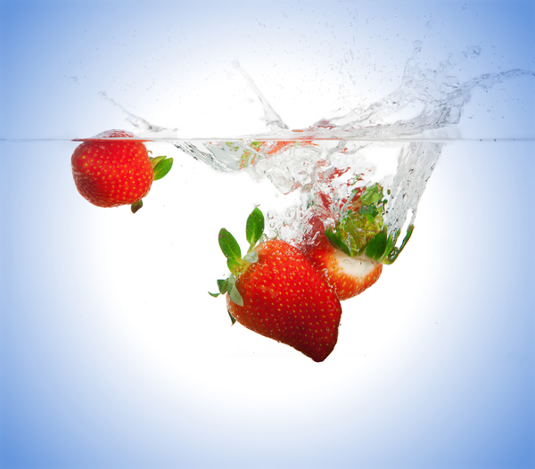 Strawberries fall under water: Picture was made in a studio in Rotterdam