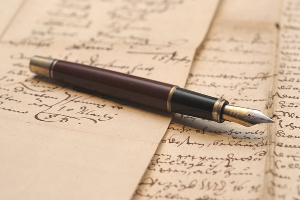 Vintage fountain pen 1: Pen on old german hadwriting