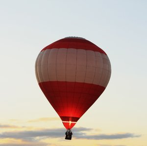 Hot-air Balloon: no description