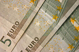 euro 1: euro bills