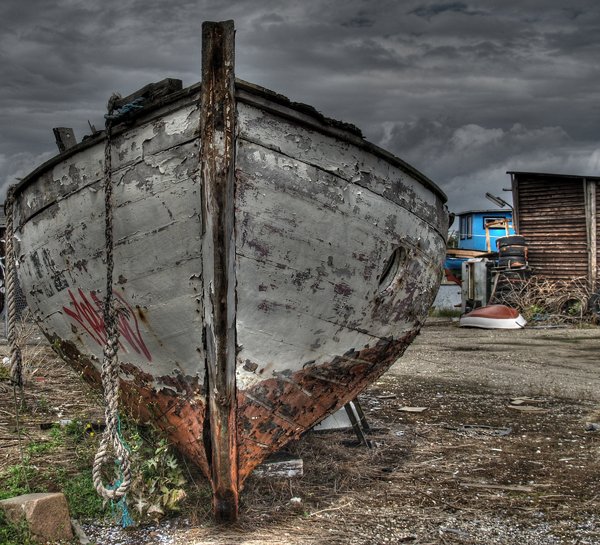 Used boat - HDR: HDR from 3 pctures using +1 step. 
