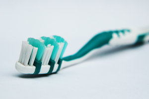 Tooth brush 2: Tooth brush