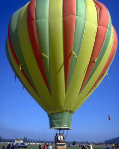 Balloon: Hot Air Balloon