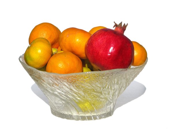 bowl with fruits: none