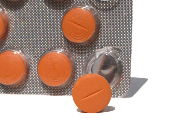 pomarańczowe tabletki: 