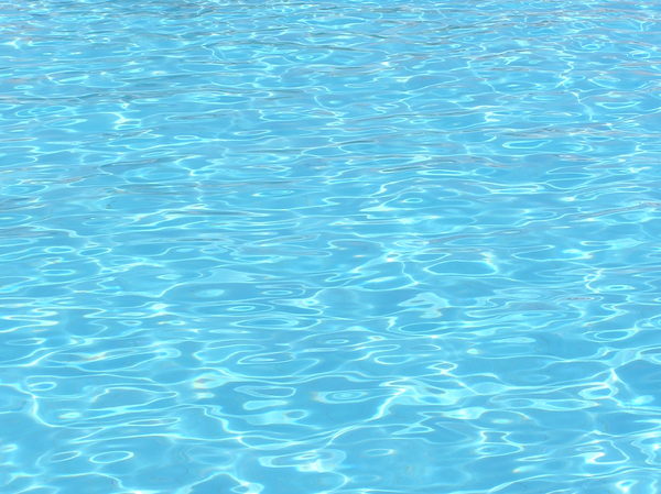 Agua en una piscina: 