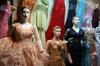 Mannequins: Dress shop in Damascus souk