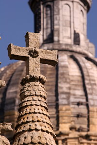 Cross: Close-up of cross on roof of Salamanca Cathedral