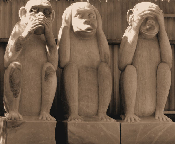 wise monkeys1: three wise monkeys statues