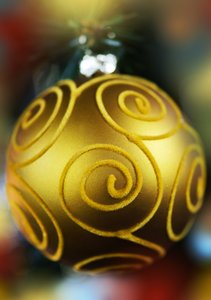 Gold bauble: golden Christmas bauble