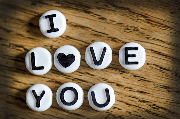 I love you: I love you beads valentines message